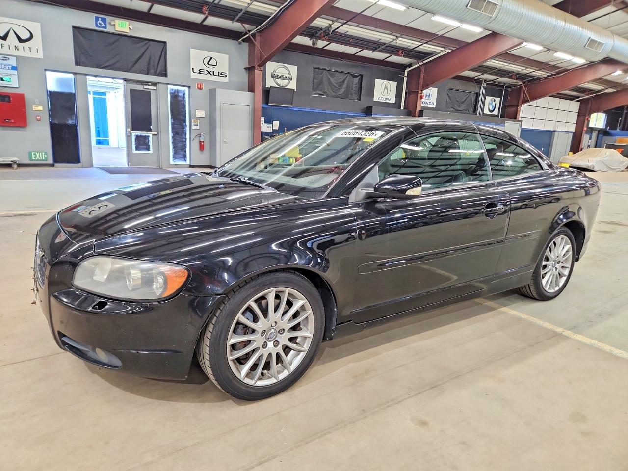 YV1672MC7CJ129626 · 2012 VOLVO C70