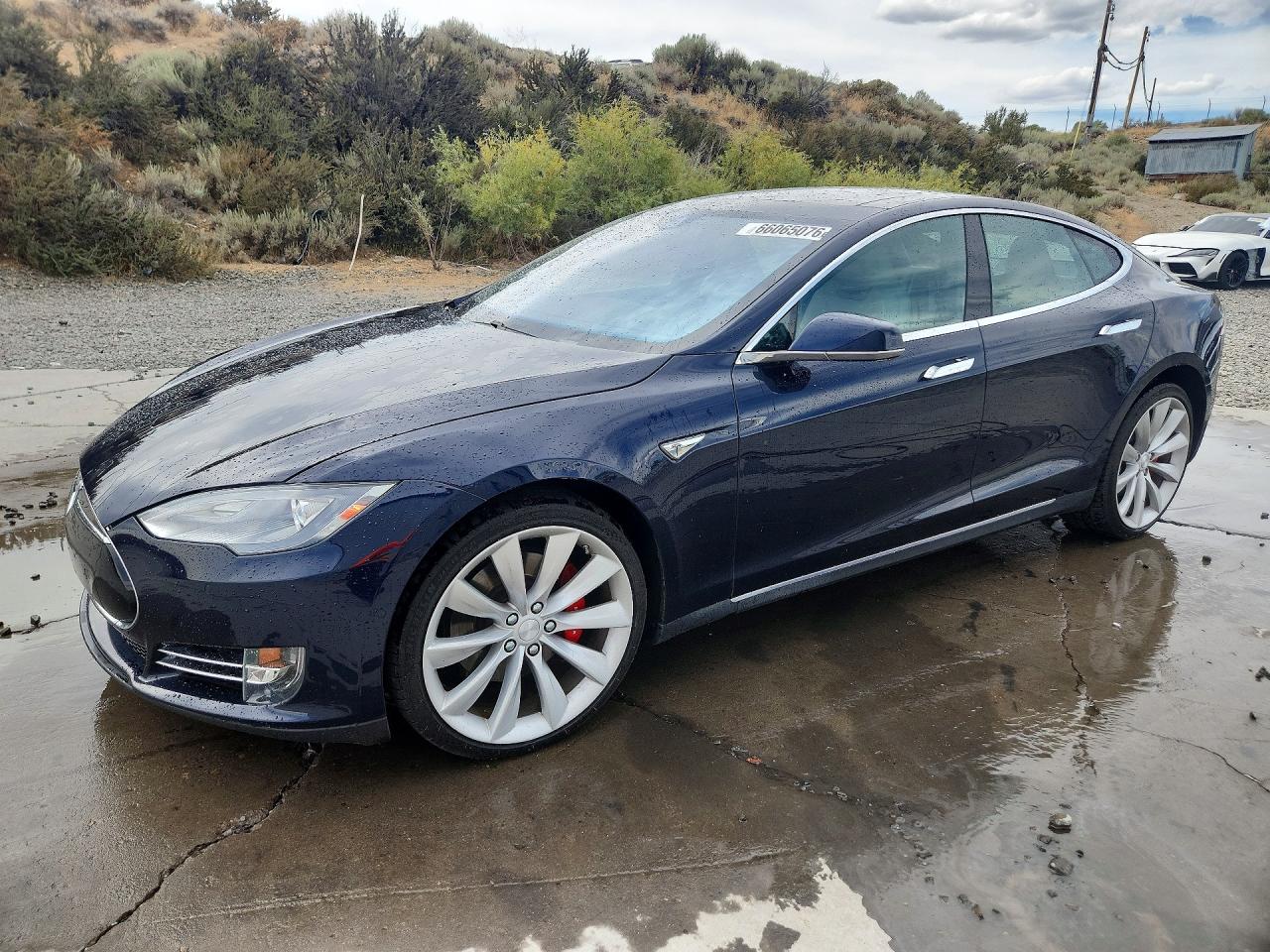 2014 TESLA MODEL S
