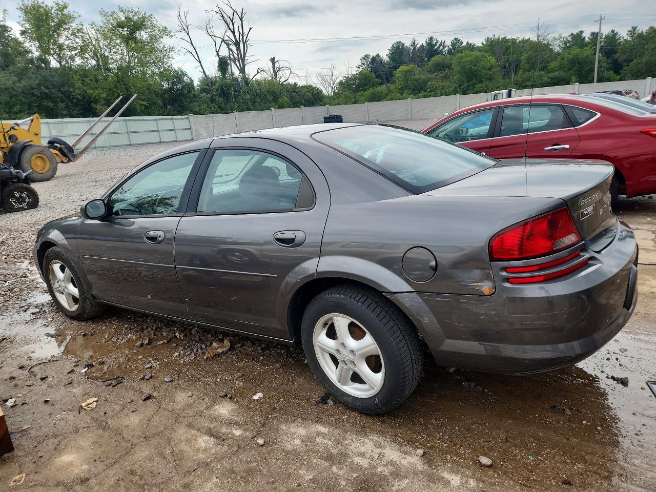 1B3AL46X34N203319 · 2004 DODGE STRATUS · 2/12