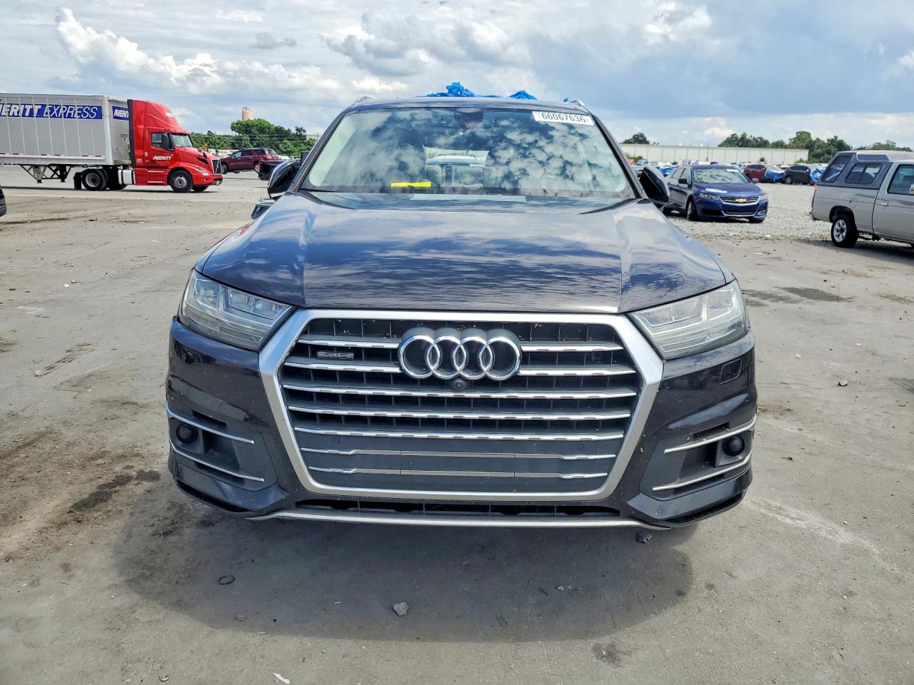 WA1LHAF72JD029911 · 2018 AUDI Q7 · 5/13