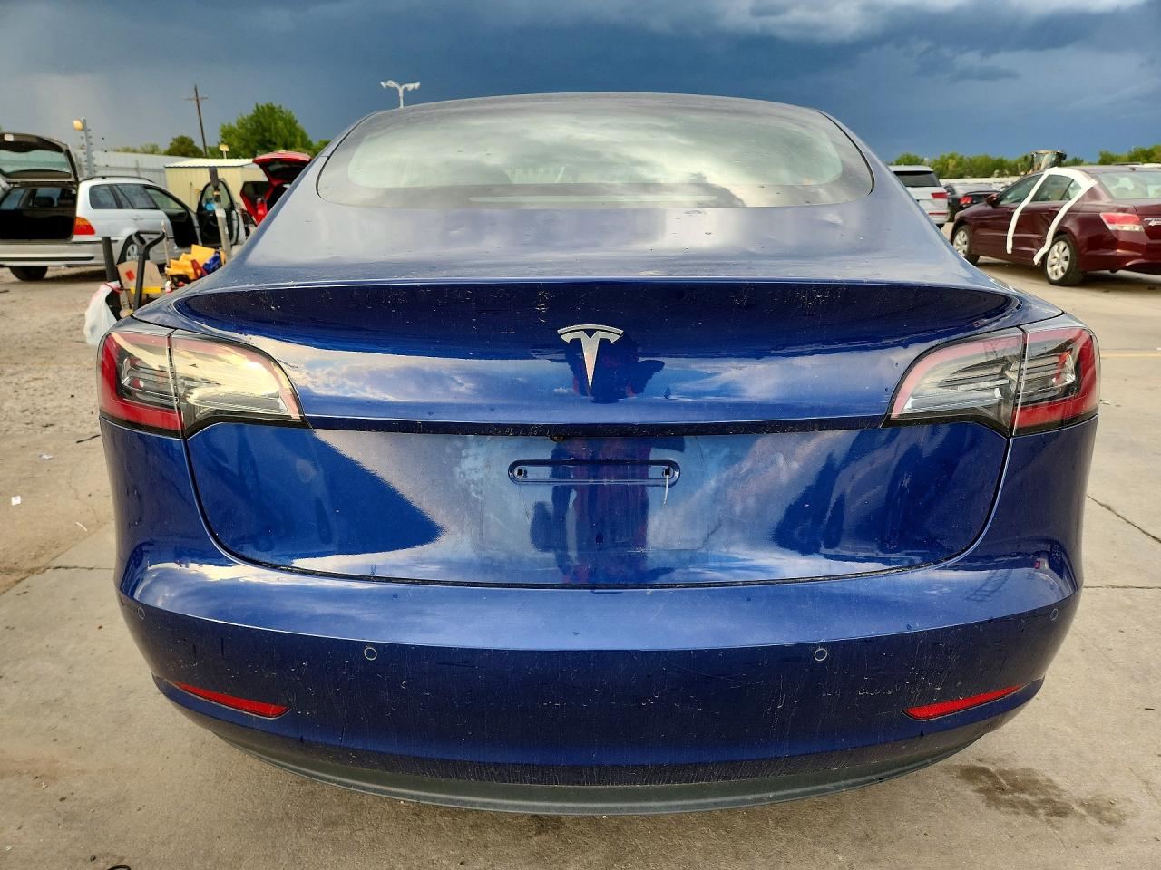 5YJ3E1EB1JF064419 · 2018 TESLA MODEL 3 · 6/13