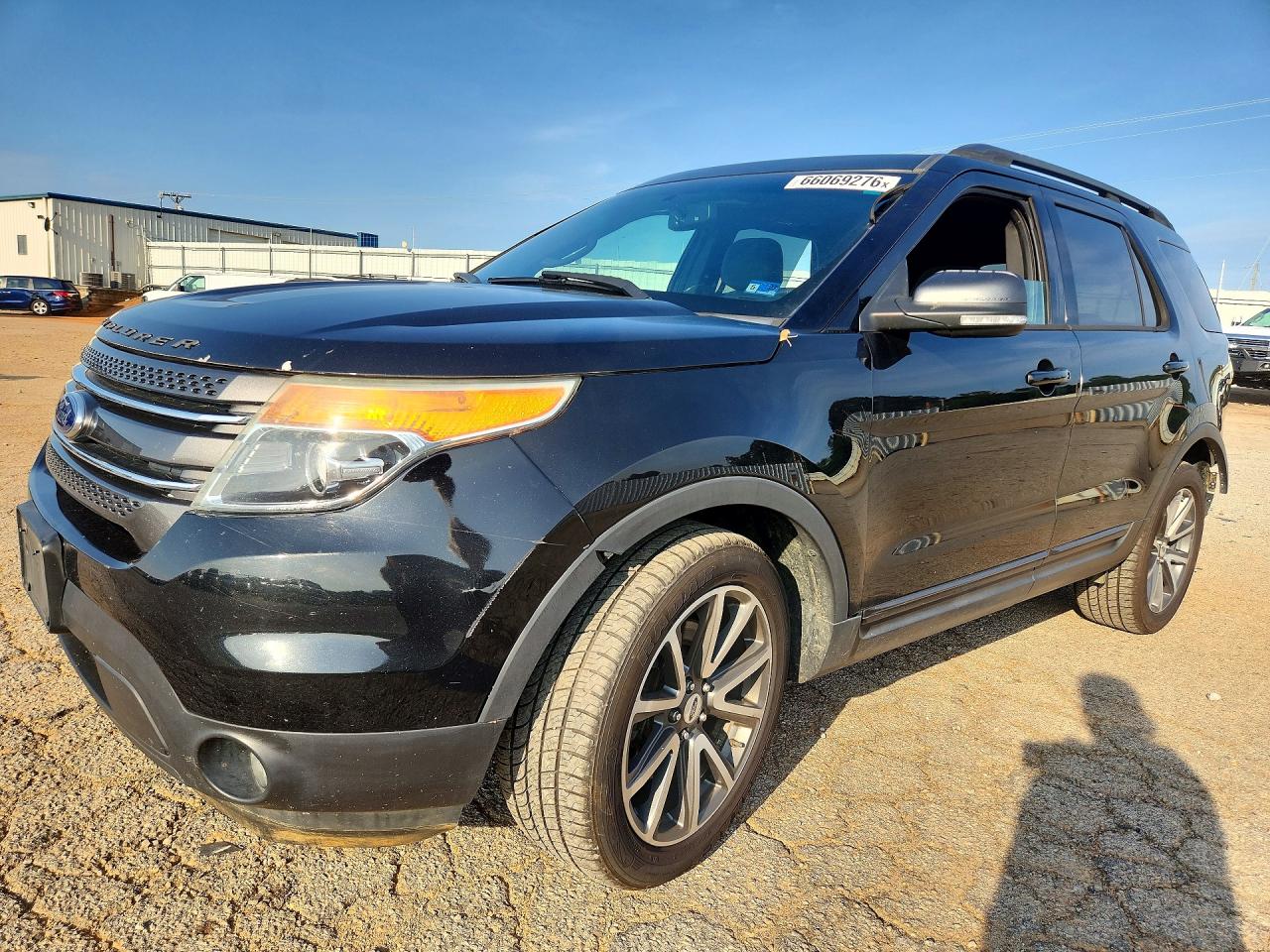 1FM5K8D85FGB35761 · 2015 FORD EXPLORER