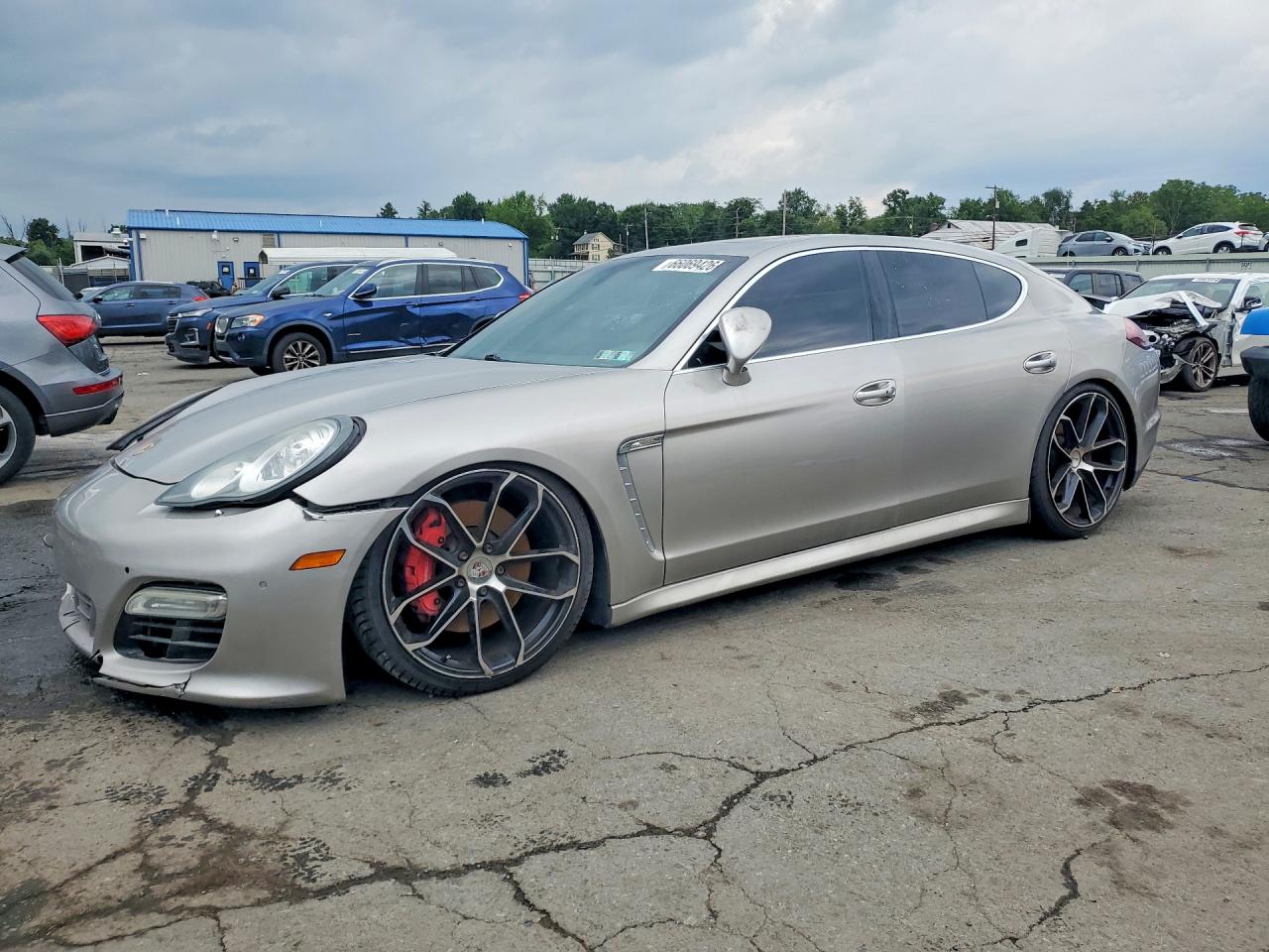2010 PORSCHE PANAMERA