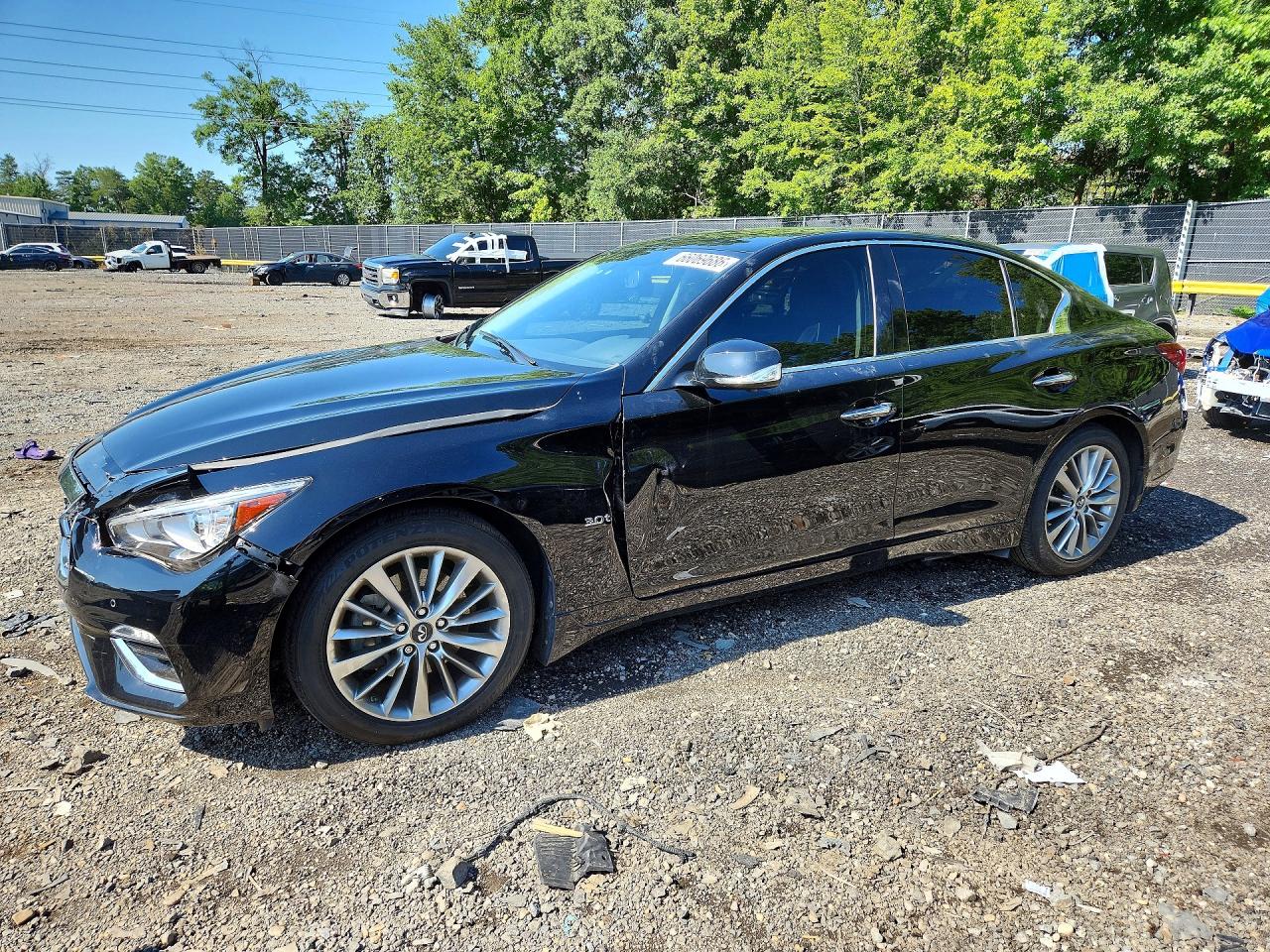 JN1EV7AR5JM445277 · 2018 INFINITI Q50