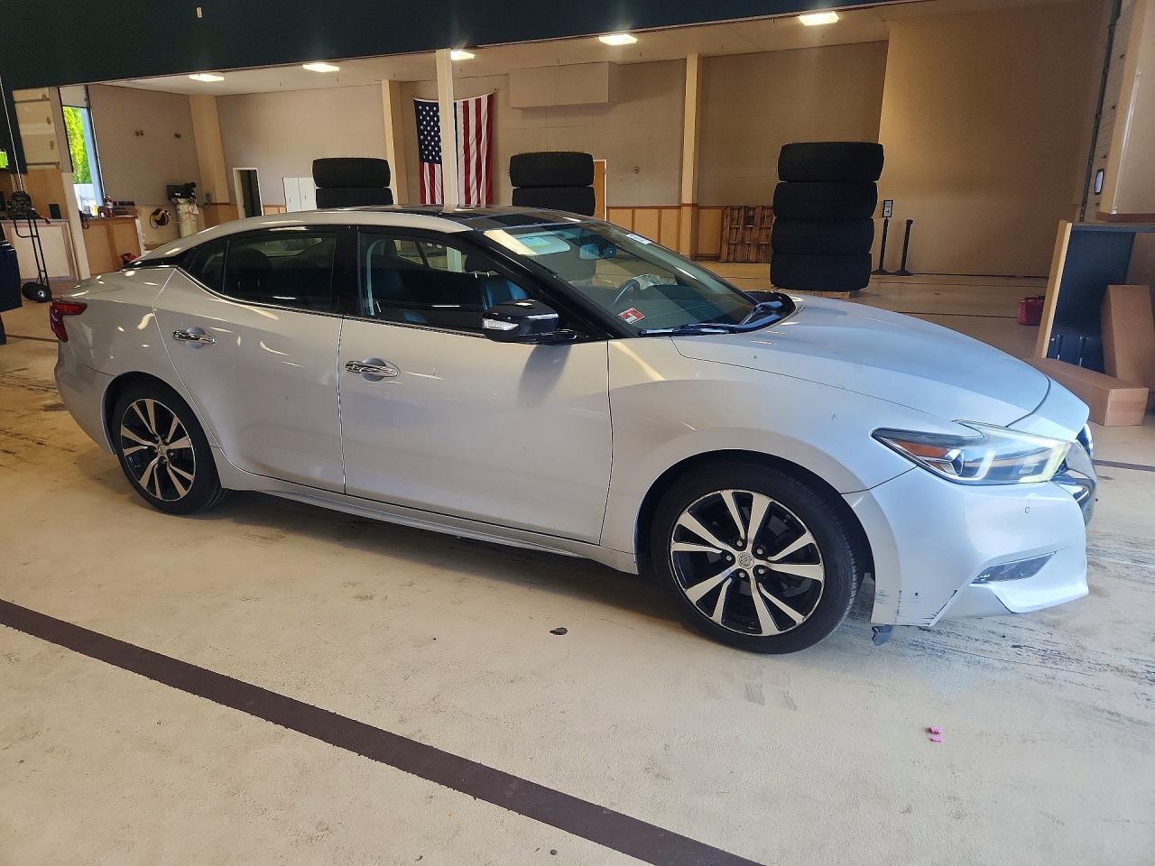 1N4AA6AP2JC388550 · 2018 NISSAN MAXIMA · 4/12