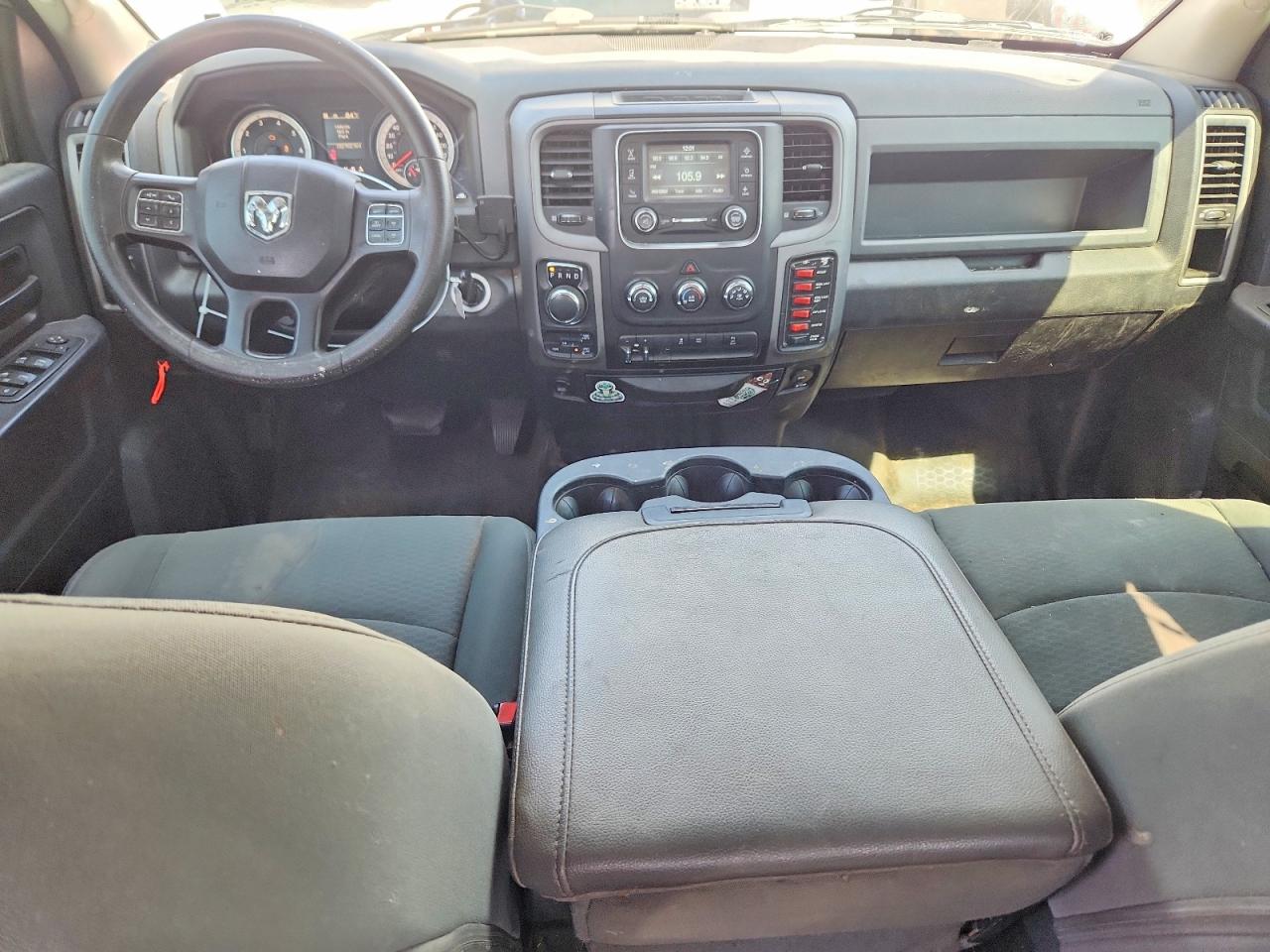 1C6RR7FTXFS710213 · 2015 RAM 1500 · 8/12