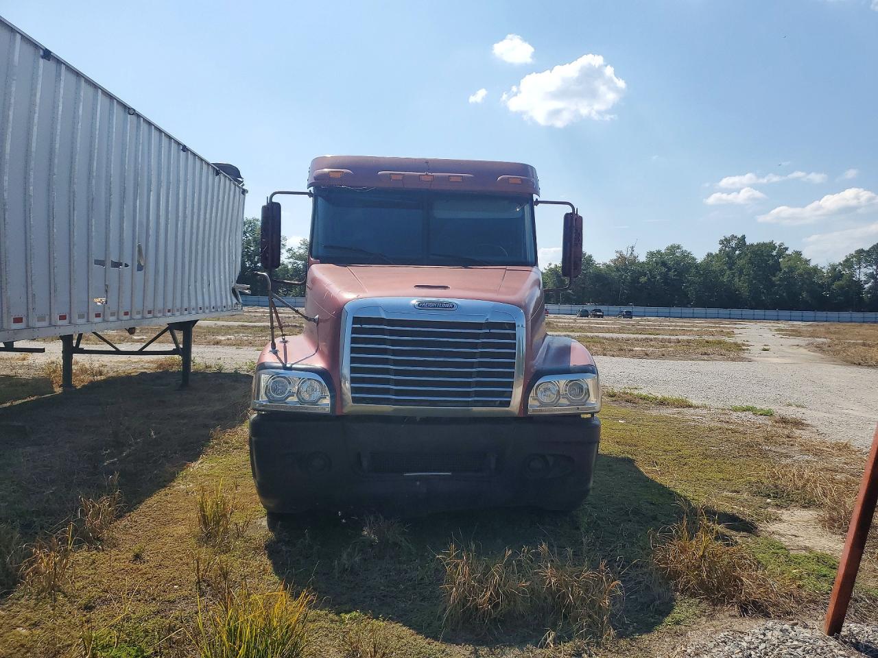 1FUJBBCG76LU69878 · 2006 FREIGHTLINER TRAC/TRAIL · 5/12