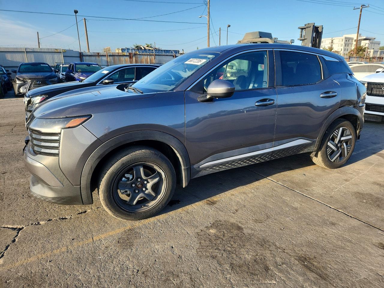 3N8AP6CA0SL336619 · 2025 NISSAN KICKS