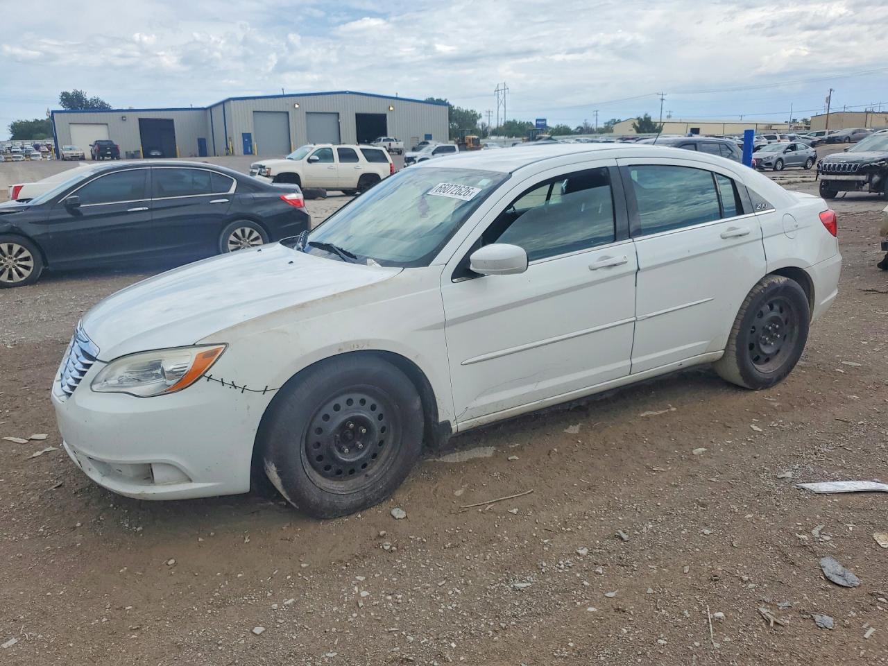1C3CCBAB4CN157963 · 2012 CHRYSLER 200