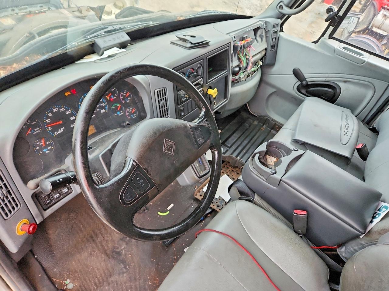 1HTMMAAL75H122886 · 2005 INTERNATIONAL 4000 · 8/13