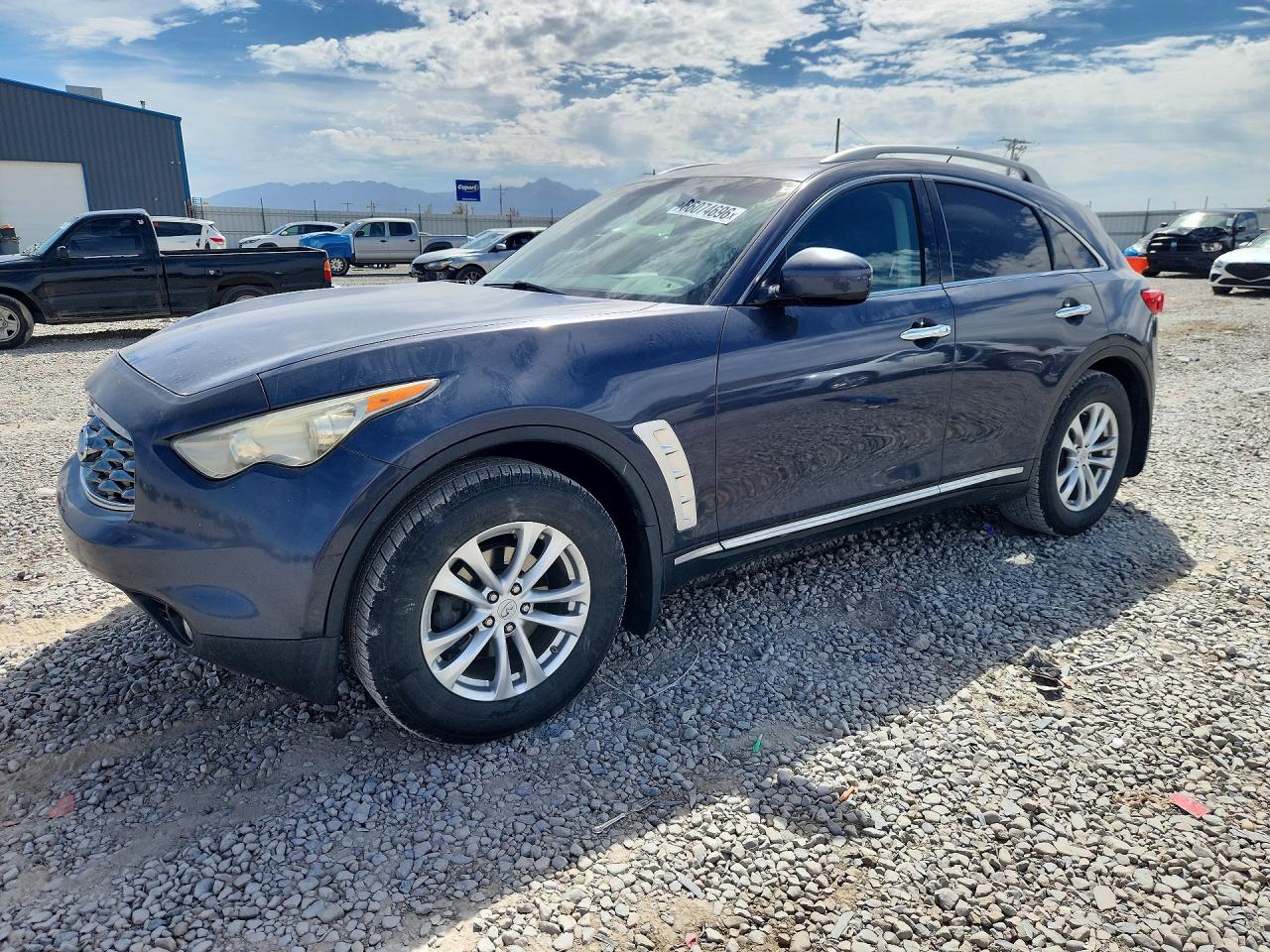 2010 INFINITI FX35