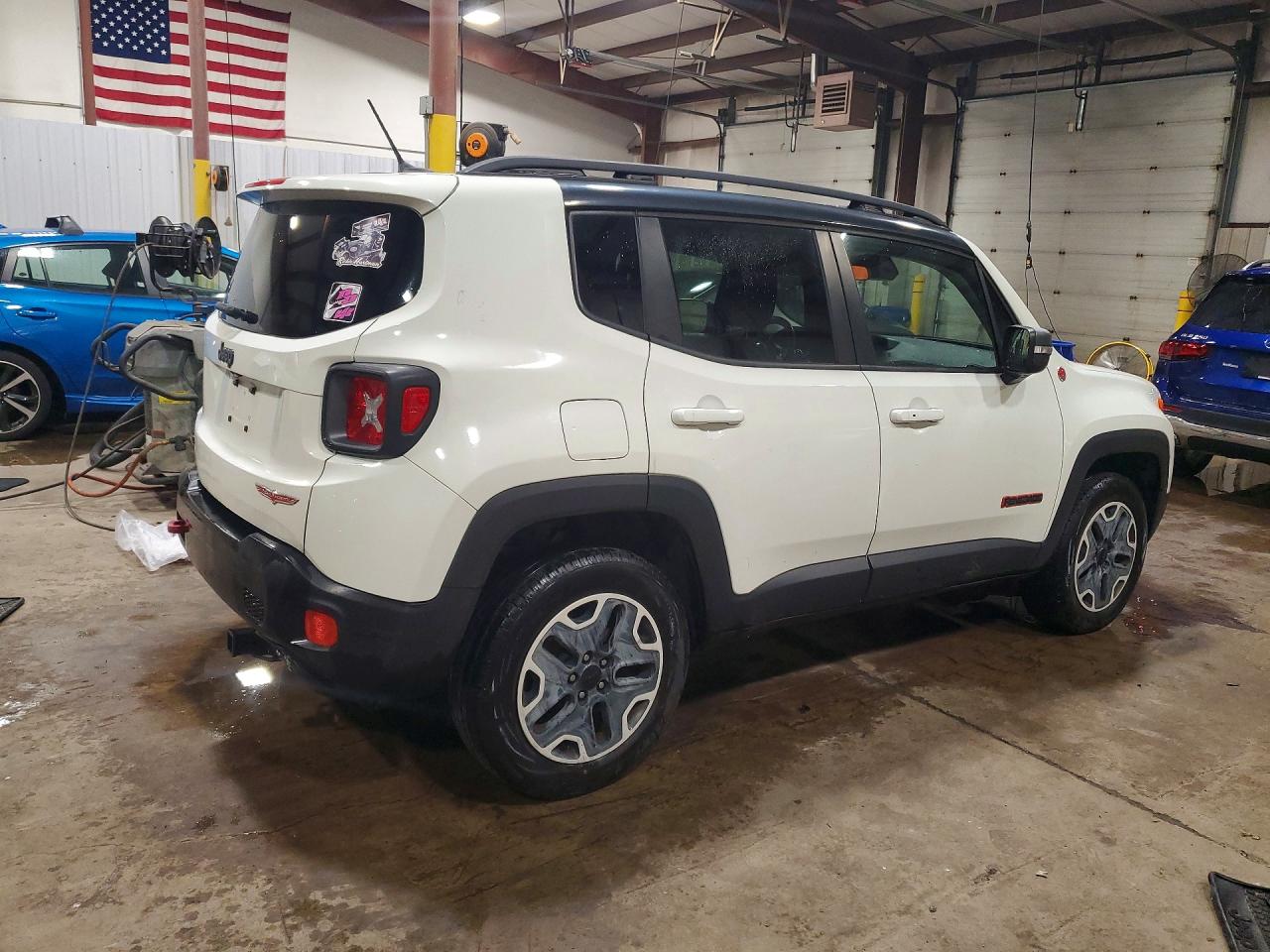 ZACCJBCT6GPD64228 · 2016 JEEP RENEGADE · 3/13