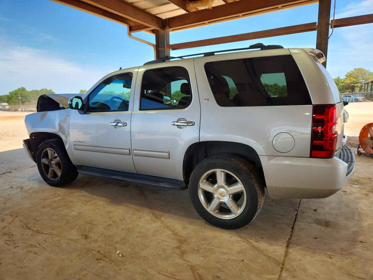 1GNSKBE00DR184436 · 2013 CHEVROLET TAHOE · 2/14