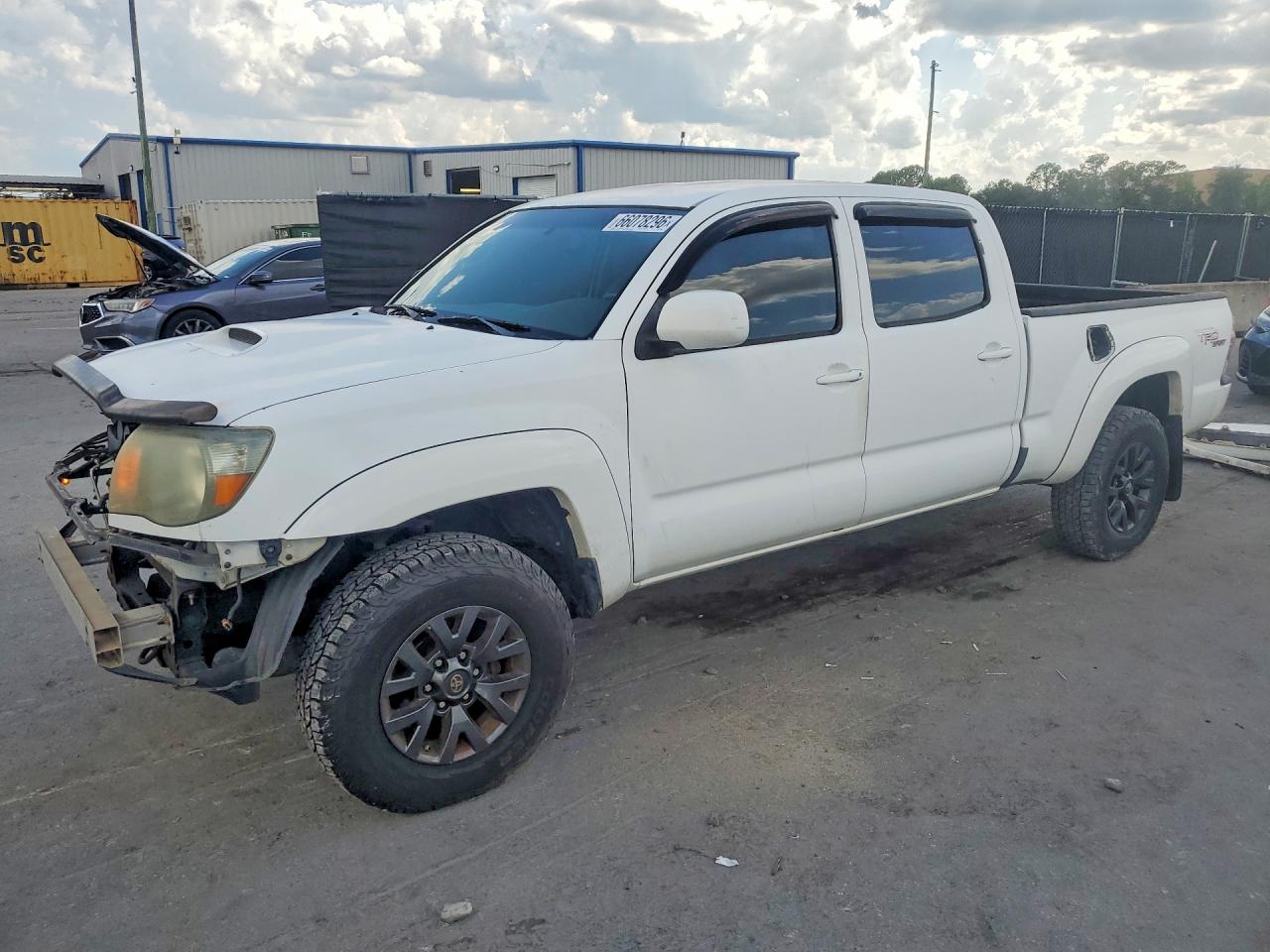 3TMKU4HNXBM029106 · 2011 TOYOTA TACOMA