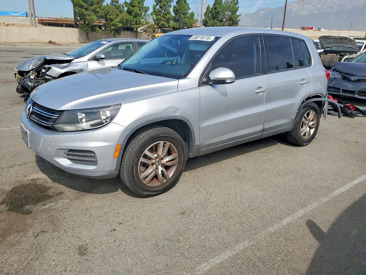 WVGAV7AX3CW523469 · 2012 VOLKSWAGEN TIGUAN