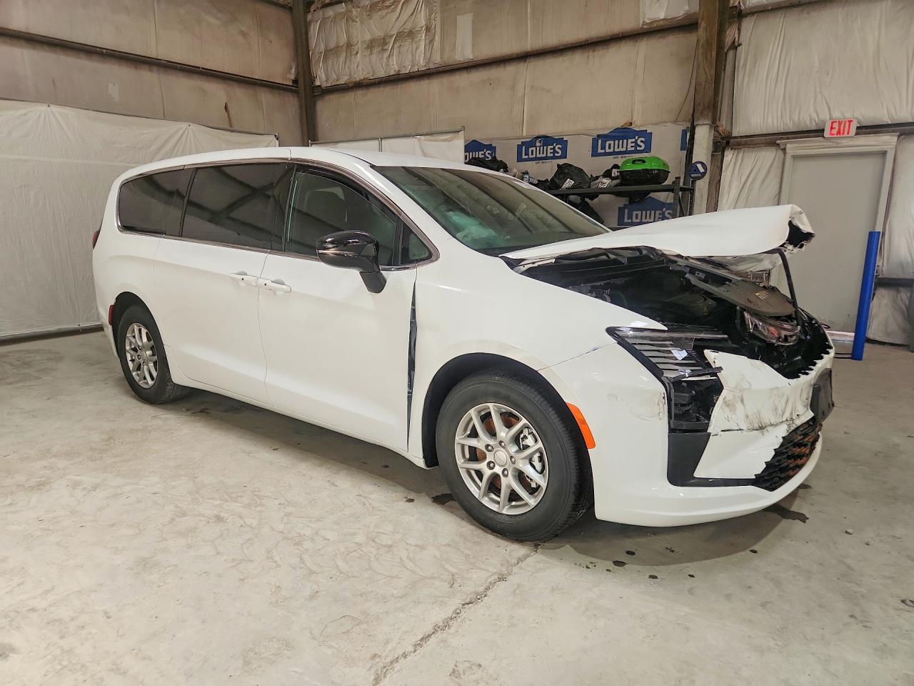 2C4RC1BG2VR567452 · 2027 CHRYSLER PACIFICA · 4/13