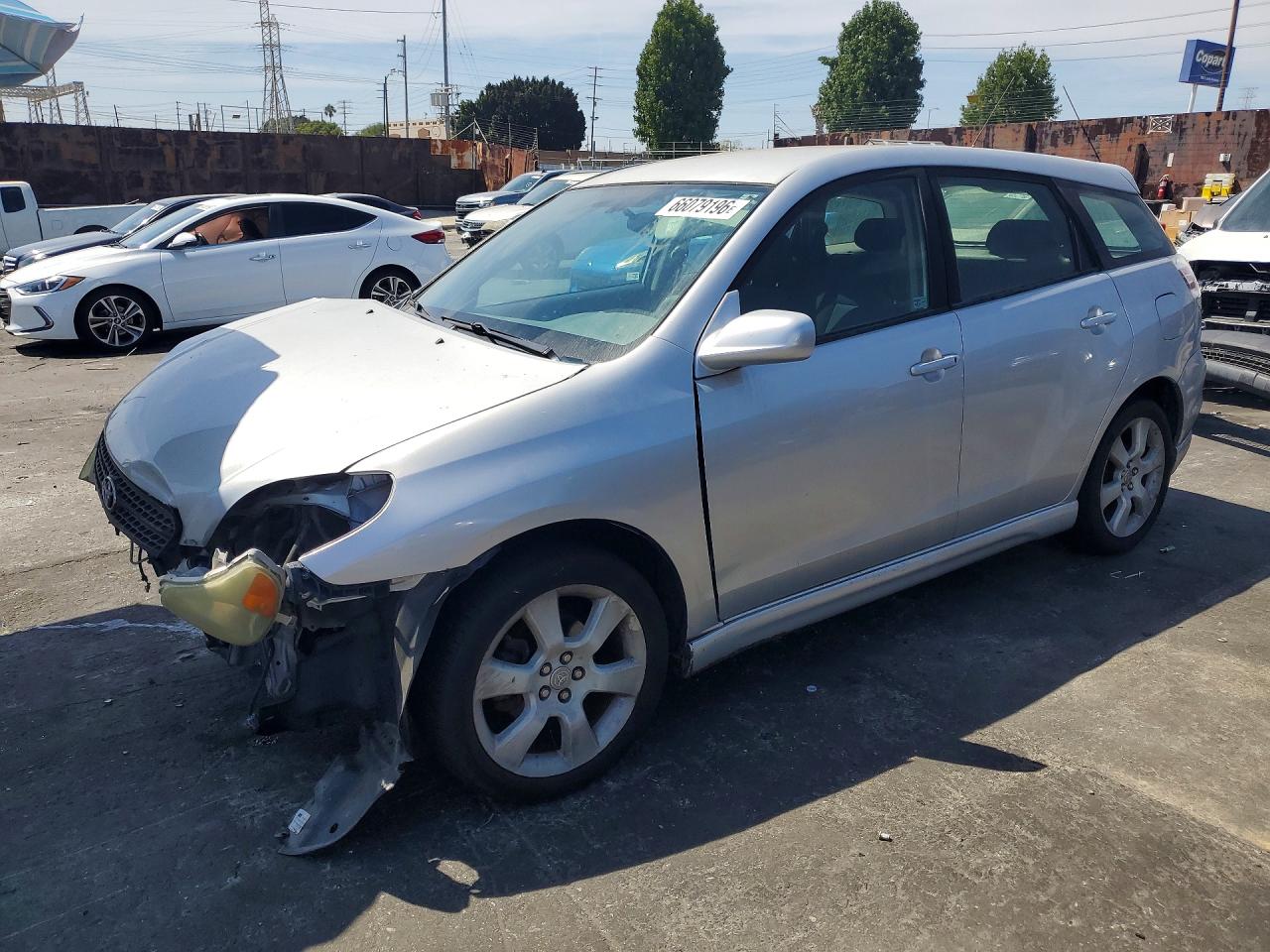 2T1KR30E75C352355 · 2005 TOYOTA MATRIX