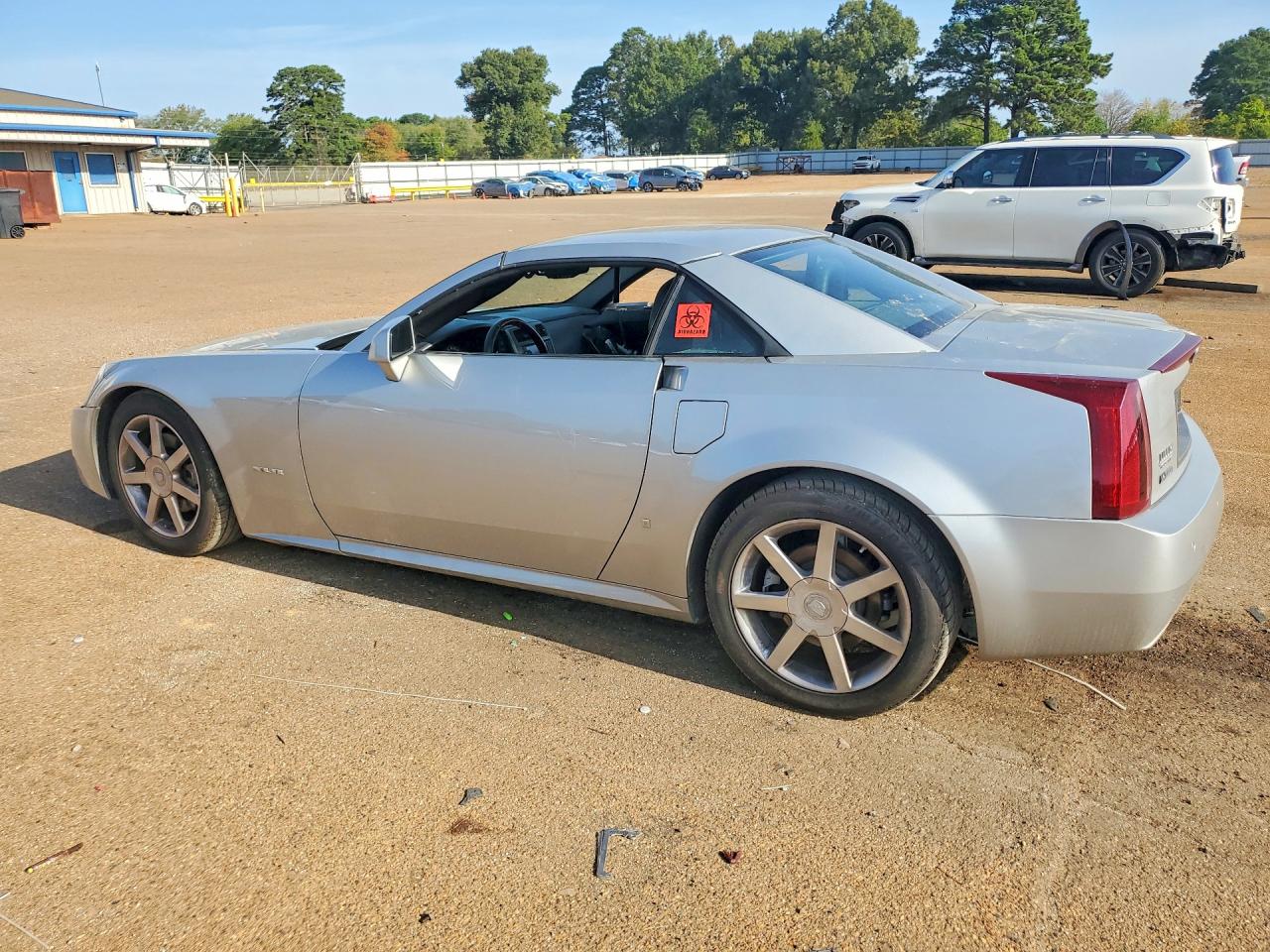 1G6YV36A665602146 · 2006 CADILLAC XLR · 2/12