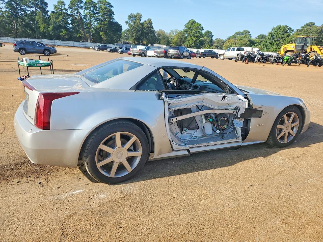 1G6YV36A665602146 · 2006 CADILLAC XLR · 3/12