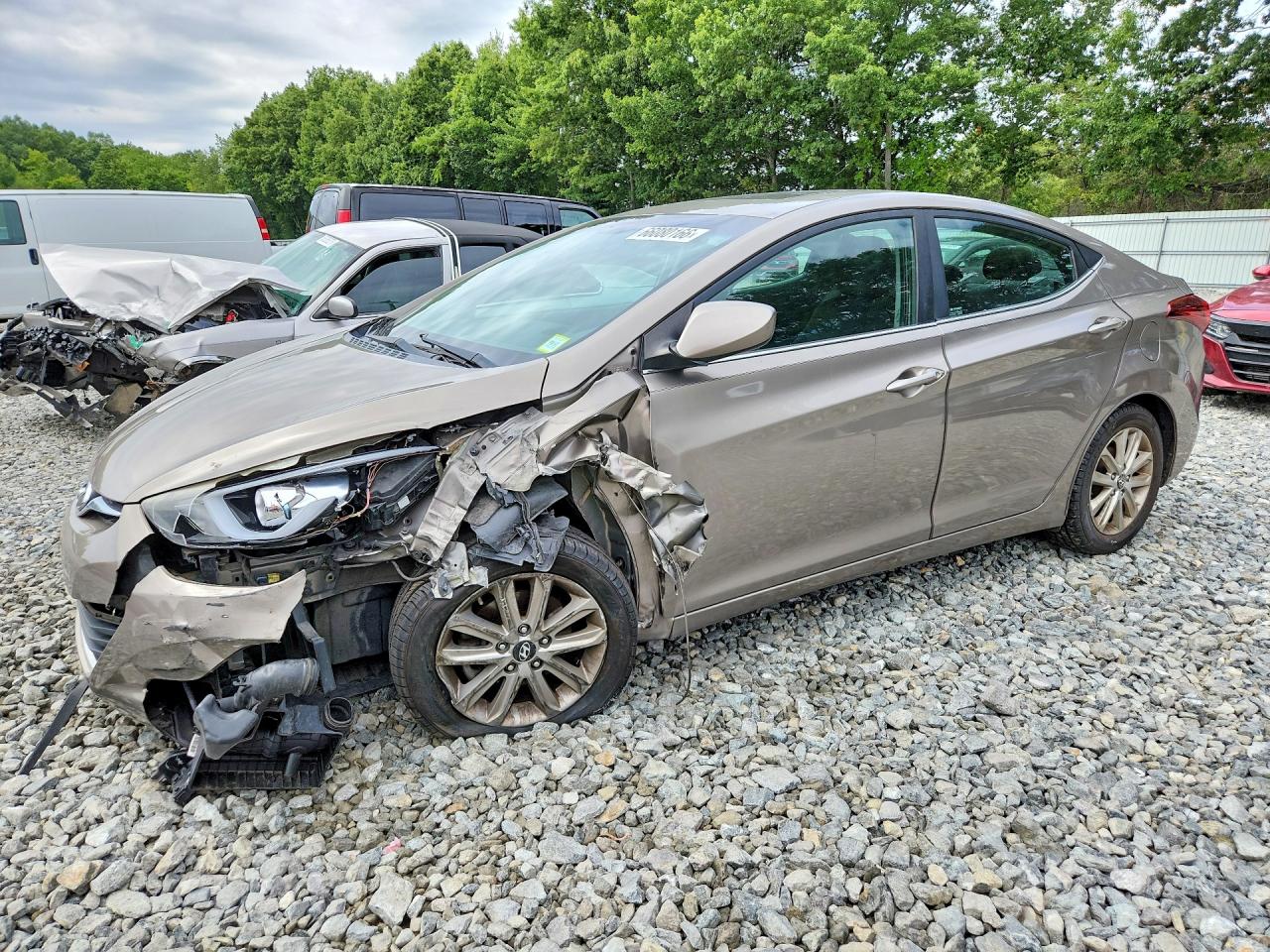 5NPDH4AE7FH574036 · 2015 HYUNDAI ELANTRA