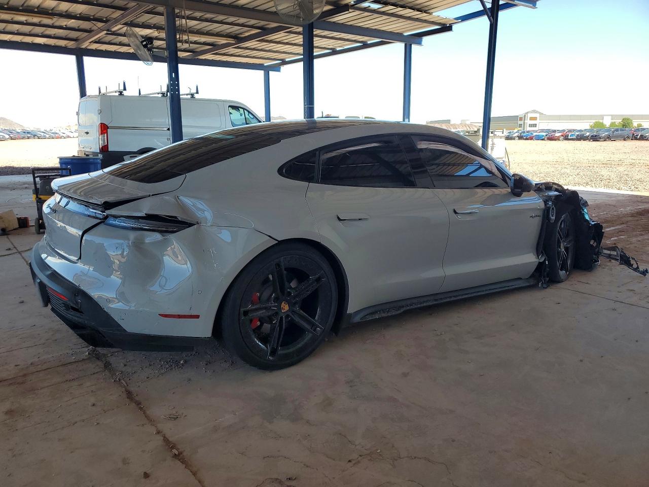 WP0AD2Y15SSA50310 · 2025 PORSCHE TAYCAN · 3/13