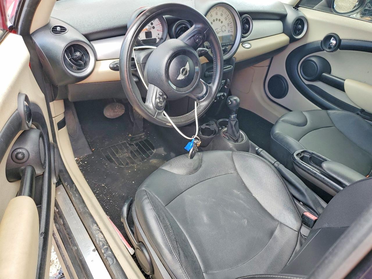 WMWSU3C56CT263664 · 2012 MINI COOPER · 8/12