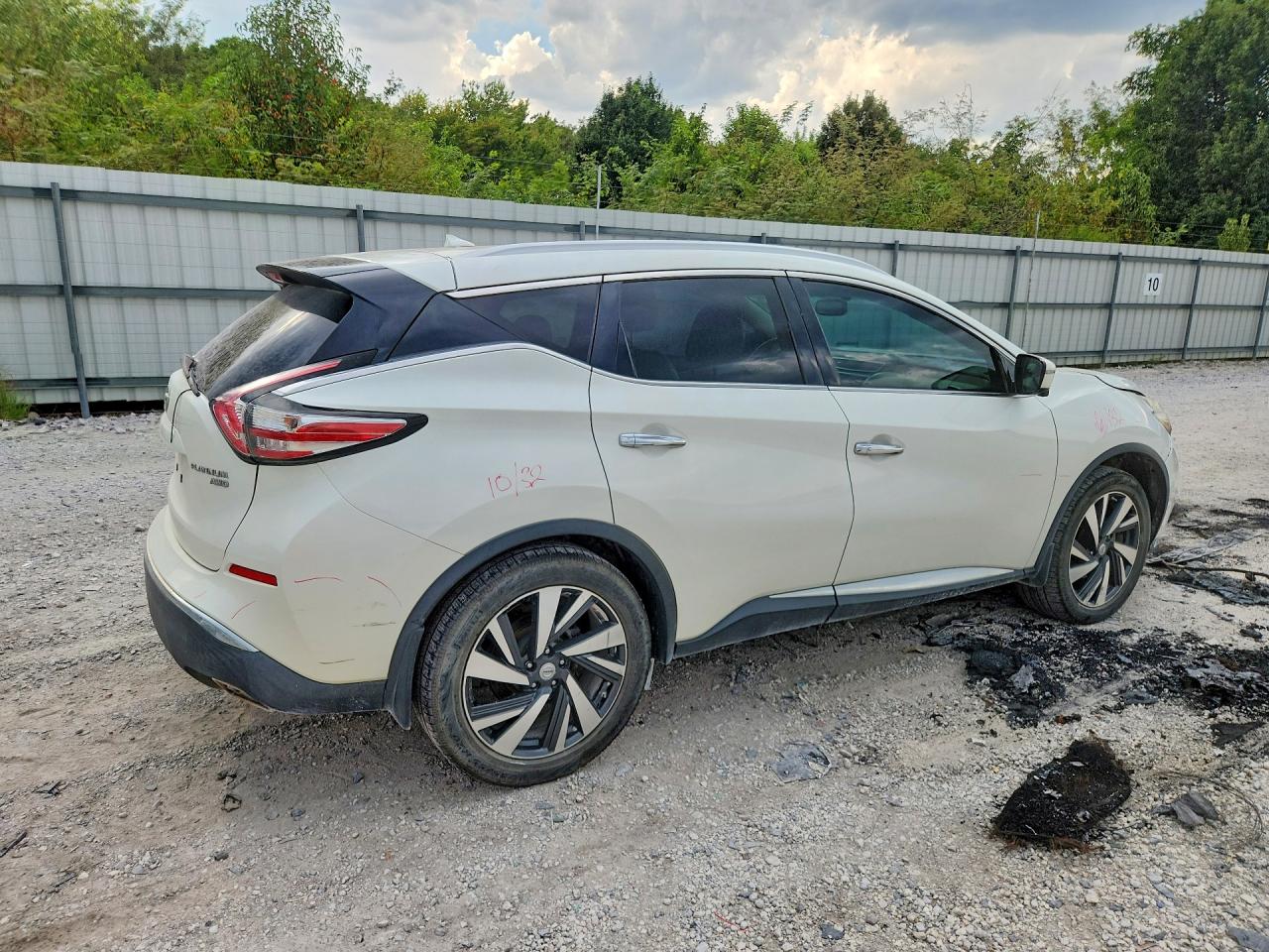 5N1AZ2MHXGN105417 · 2016 NISSAN MURANO · 3/13