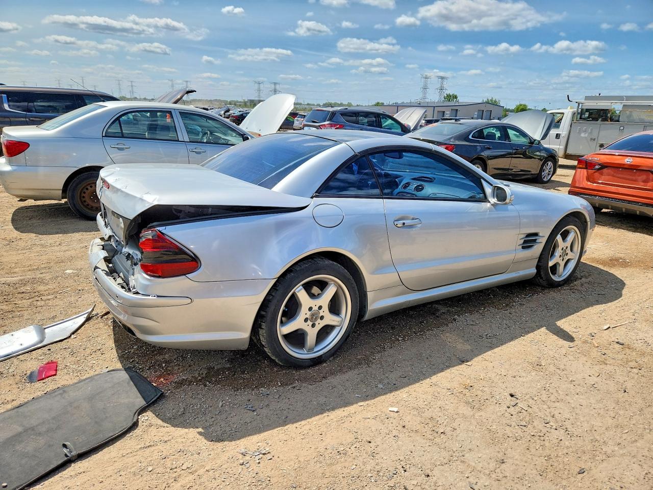 WDBSK75F53F029518 · 2003 MERCEDES-BENZ SL · 3/13
