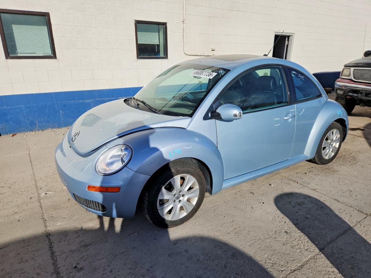 3VWRW31C79M504634 · 2009 VOLKSWAGEN NEW BEETLE