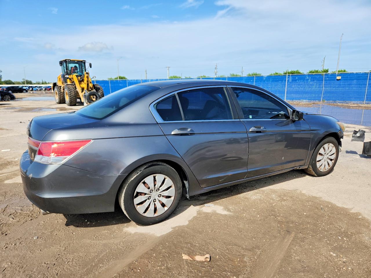 1HGCP2F35CA233832 · 2012 HONDA ACCORD · 3/12