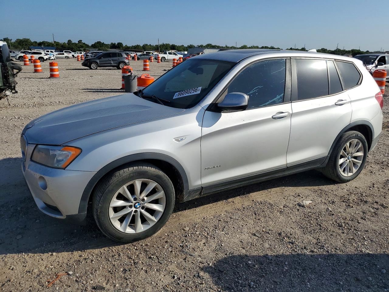 5UXWX9C55D0A30653 · 2013 BMW X3