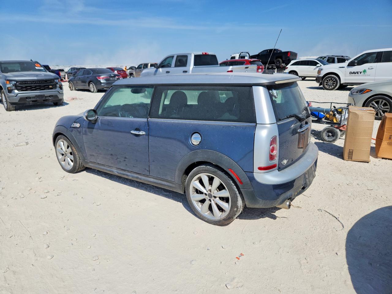 WMWZG3C54BTY30085 · 2011 MINI COOPER · 2/12