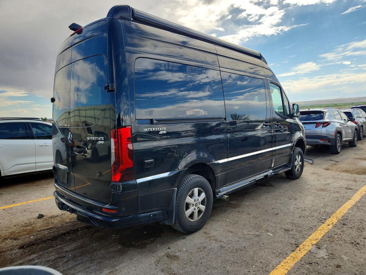 WDAFF0CD0KT007848 · 2021 MERCEDES-BENZ SPRINTER · 3/13