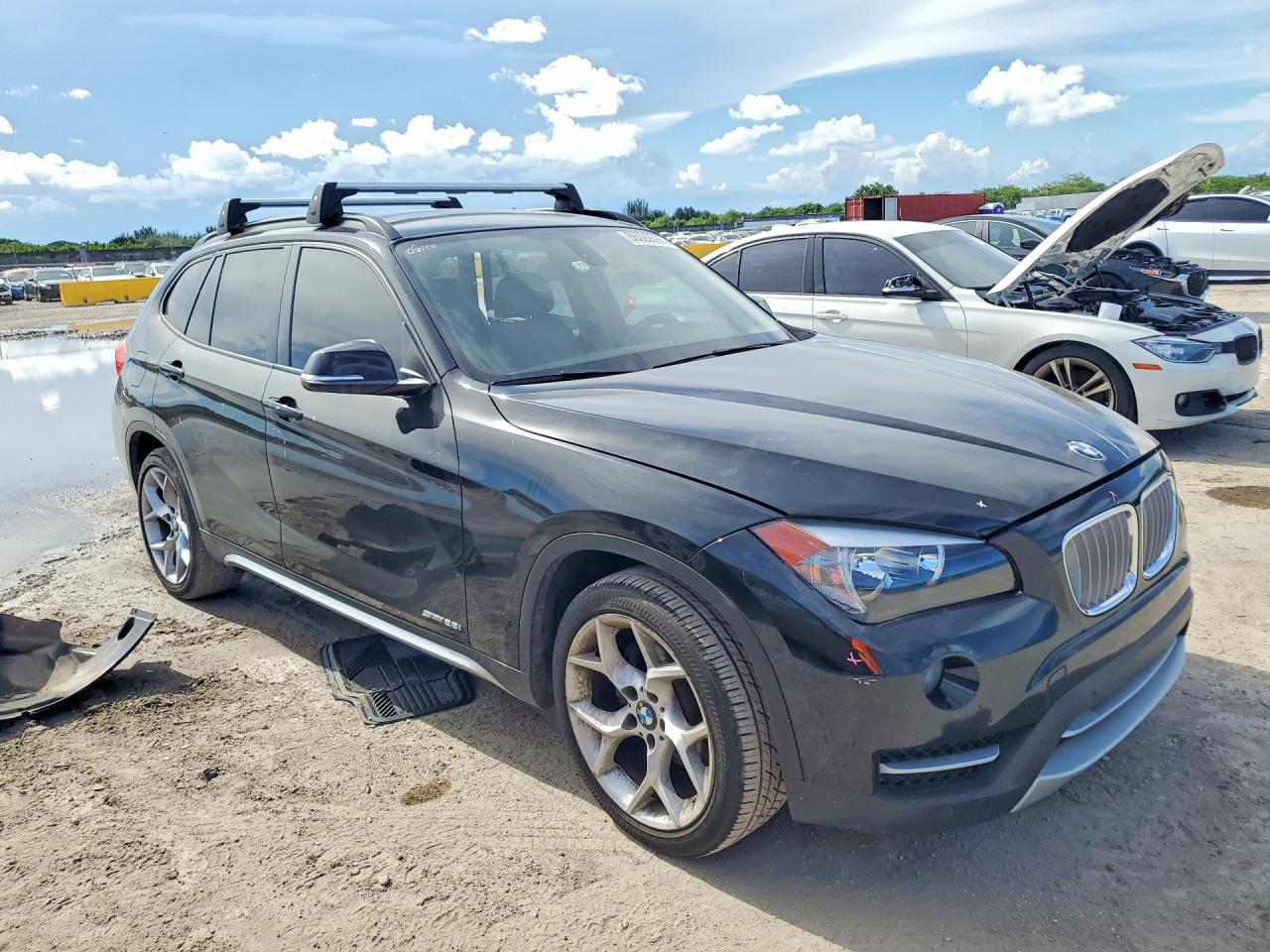 WBAVM1C54DVW43254 · 2013 BMW X1 · 4/12