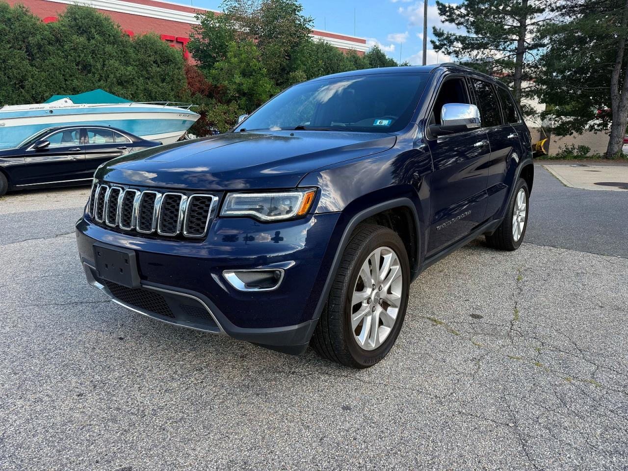 1C4RJFBGXHC646139 · 2017 JEEP GRAND CHEROKEE