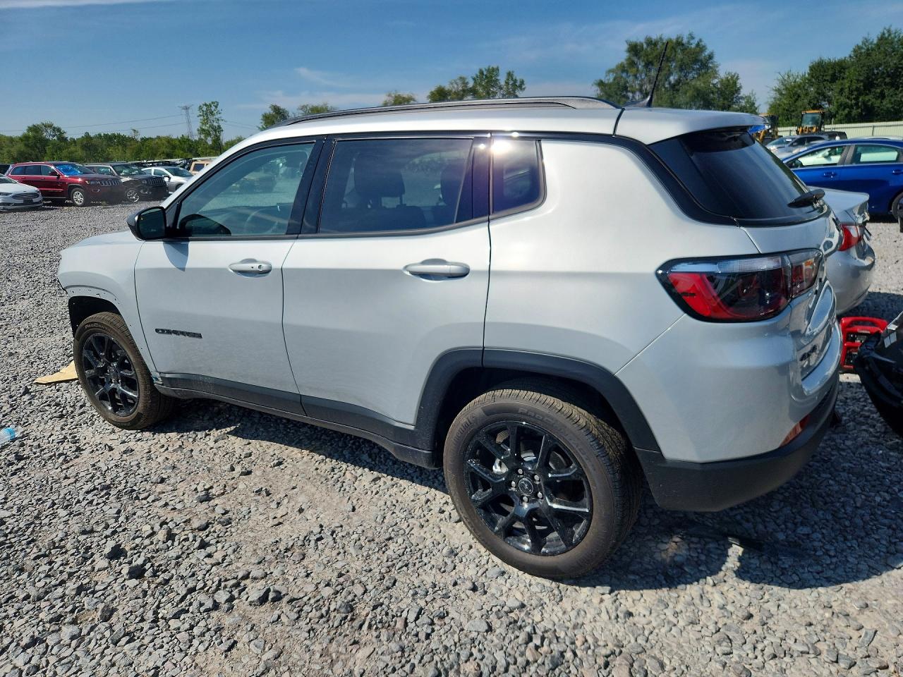 3C4NJDBN3TT180410 · 2026 JEEP COMPASS · 2/13