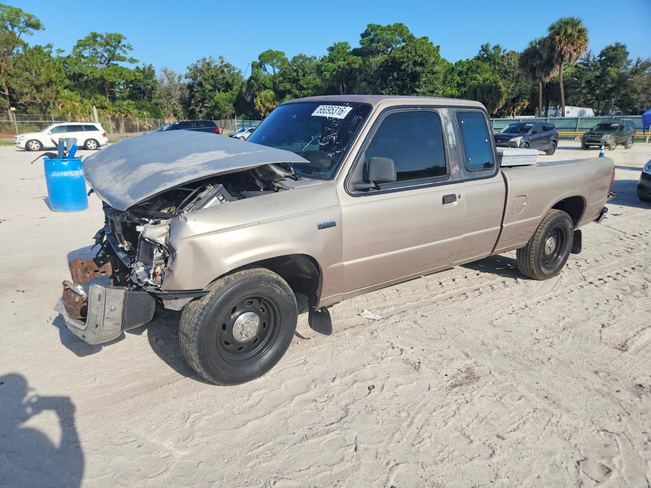 4F4CR16A7TTM46746 · 1996 MAZDA B2300