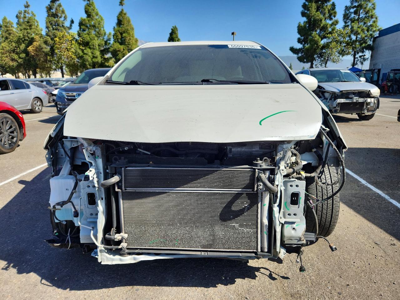 JTDZN3EU3EJ012733 · 2014 TOYOTA PRIUS V · 5/13