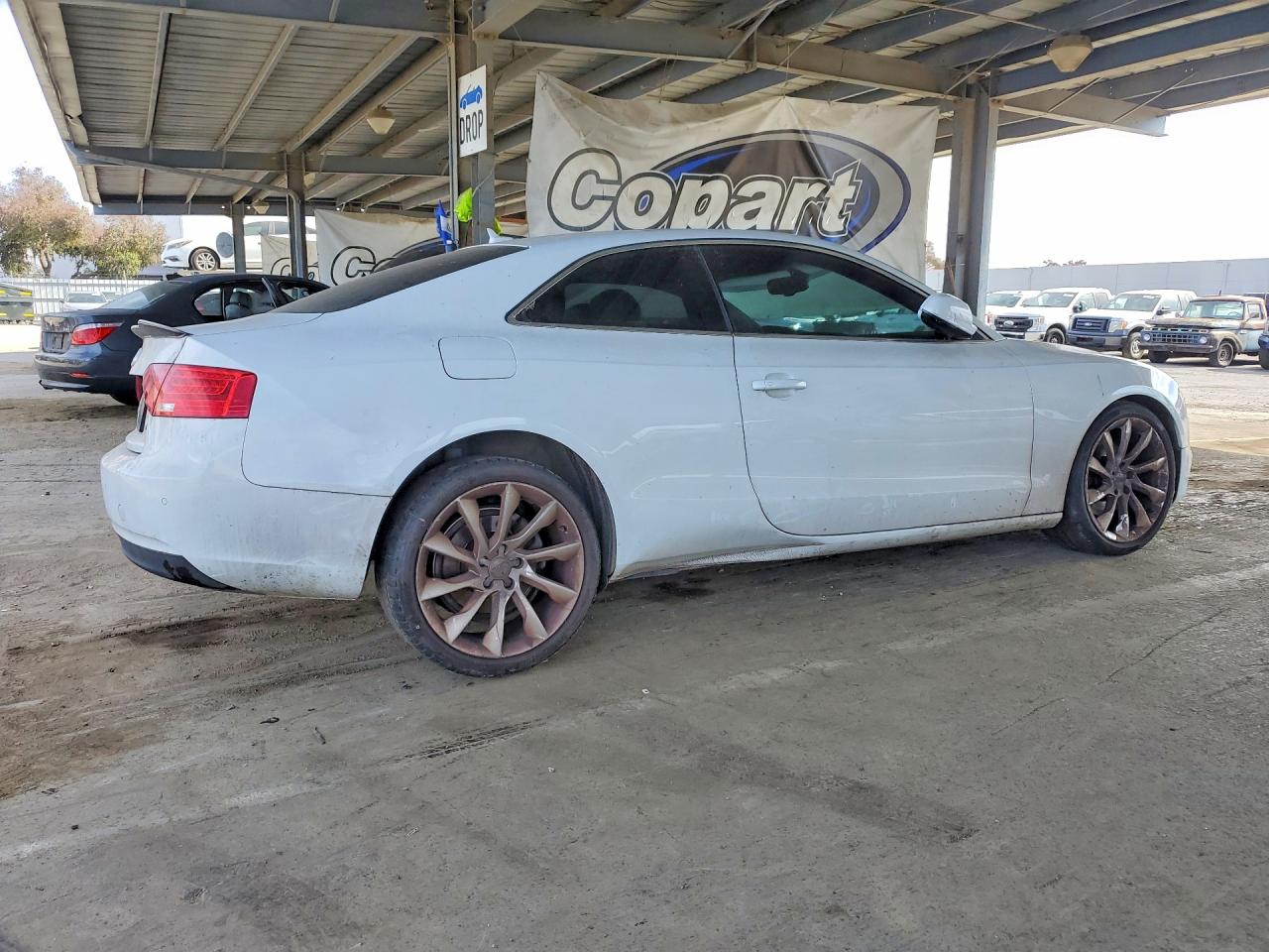 WAULFAFR0DA026120 · 2013 AUDI A5 · 3/12
