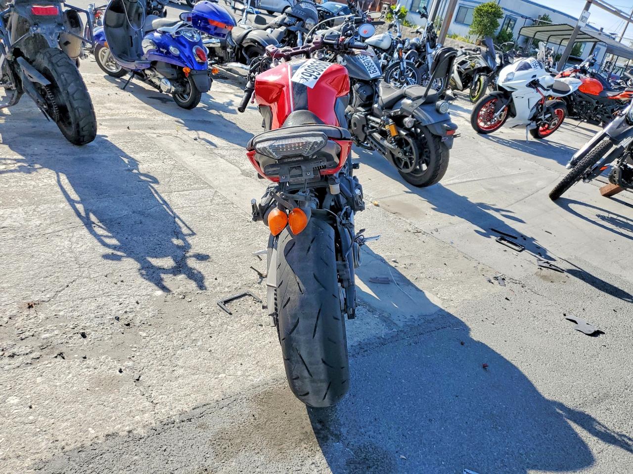 JYARN33E5EA003118 · 2014 YAMAHA FZ09 · 4/9