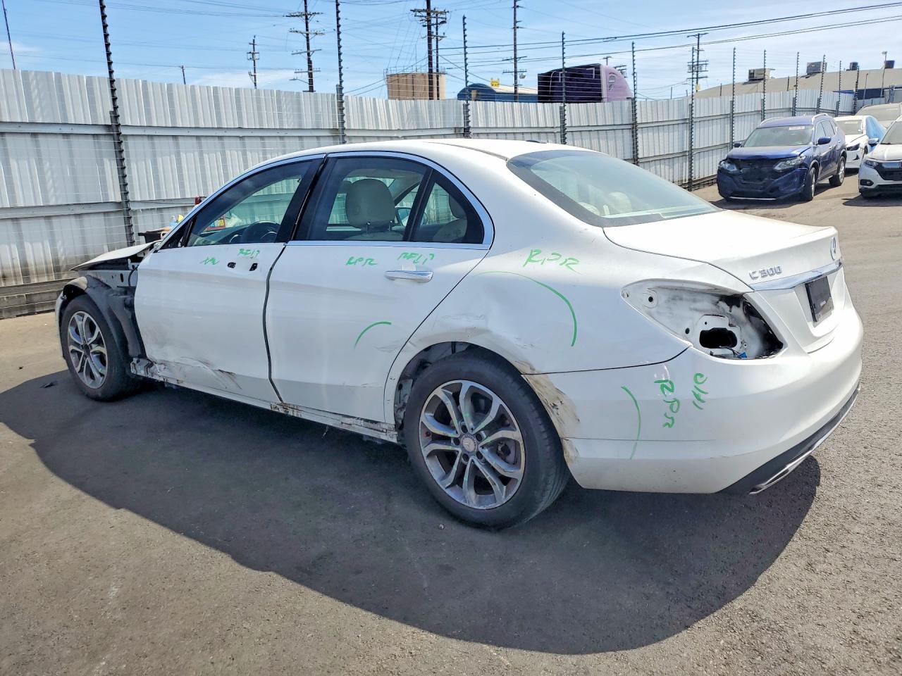 55SWF4JB8GU143546 · 2016 MERCEDES-BENZ C · 2/13