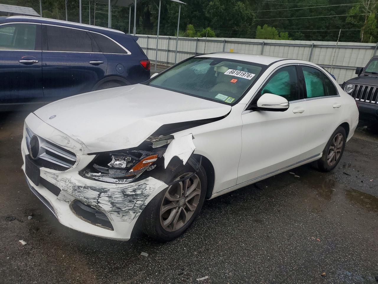 2015 MERCEDES-BENZ C
