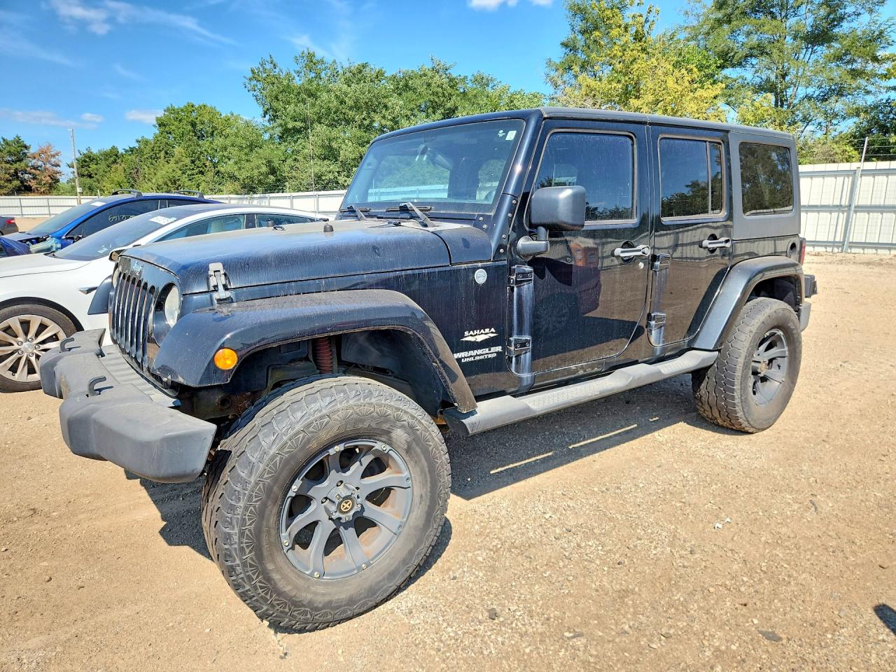 1J4BA5H18BL588211 · 2011 JEEP WRANGLER UNLIMITED