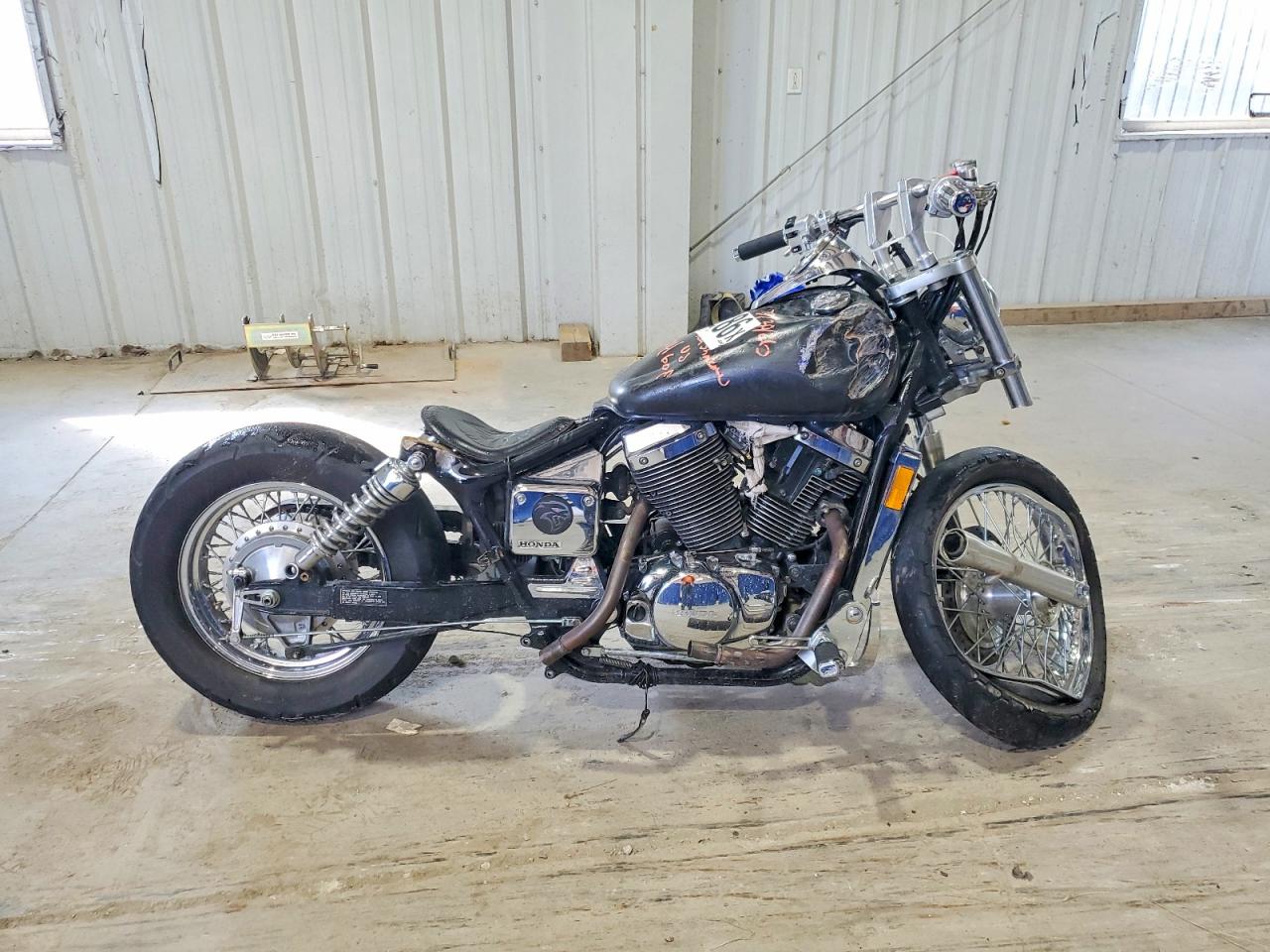 2005 HONDA VT750