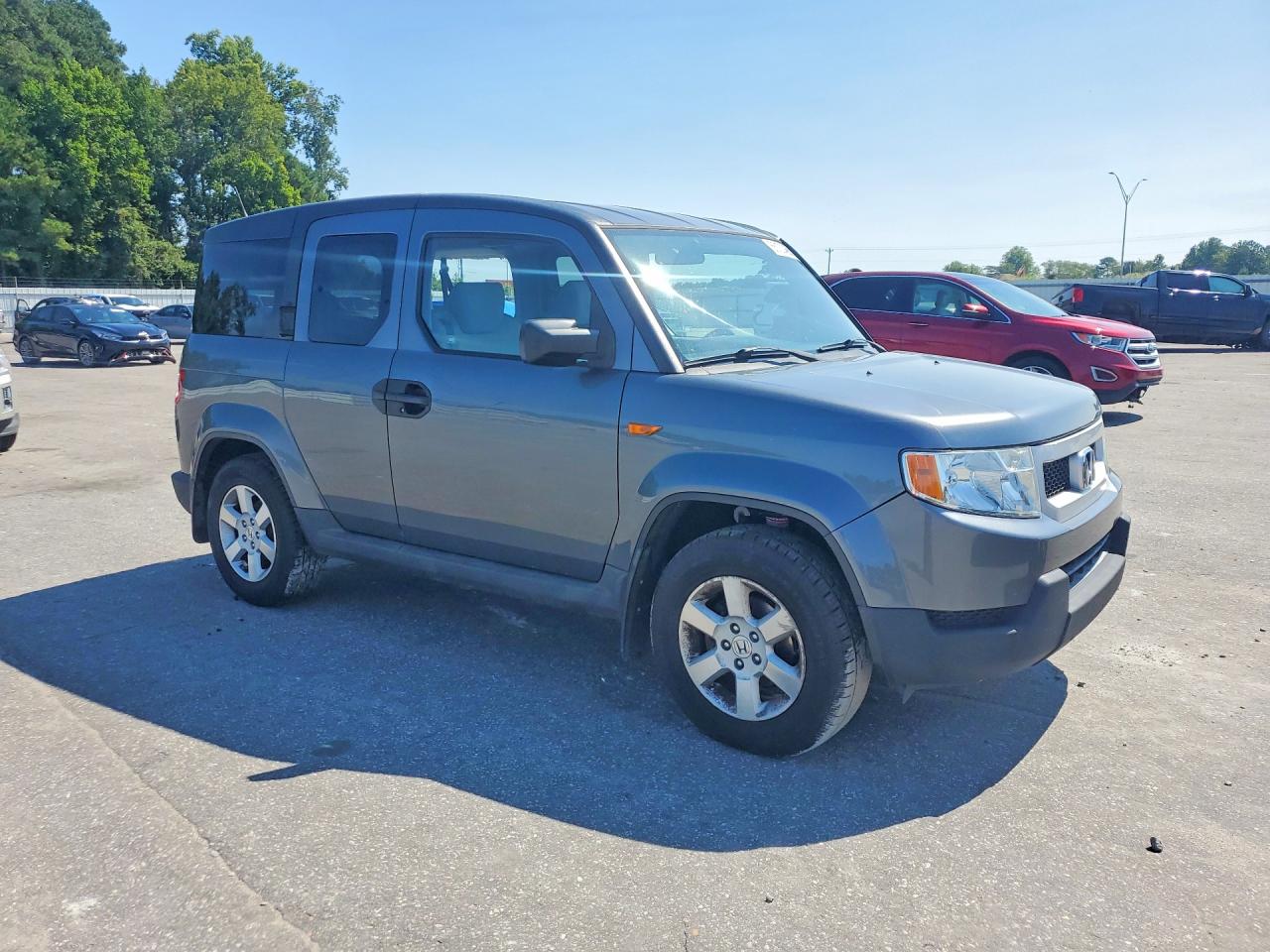 5J6YH2H76BL001562 · 2011 HONDA ELEMENT · 4/13