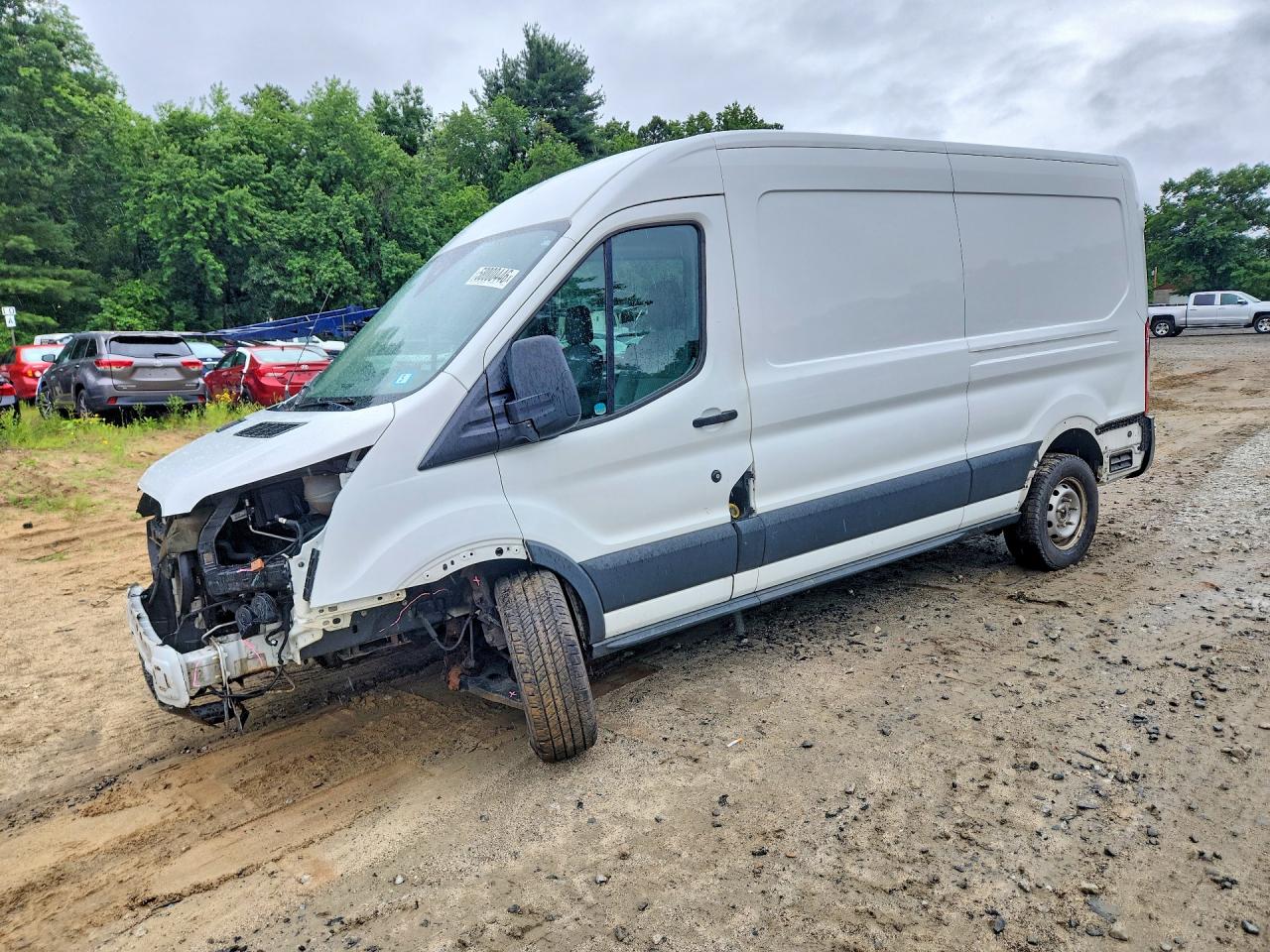 1FTNE2CM4FKA24879 · 2015 FORD TRANSIT