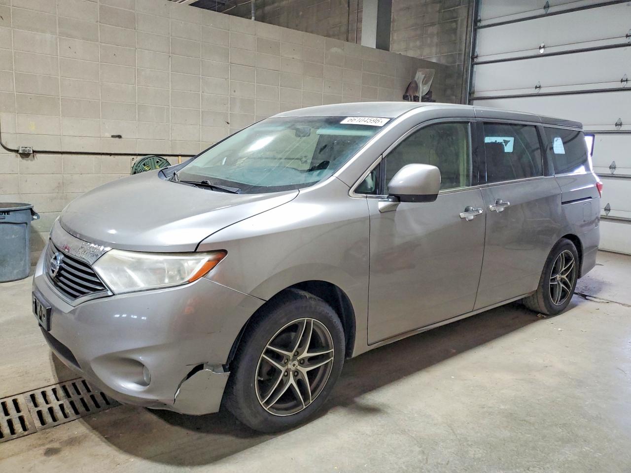 2013 NISSAN QUEST