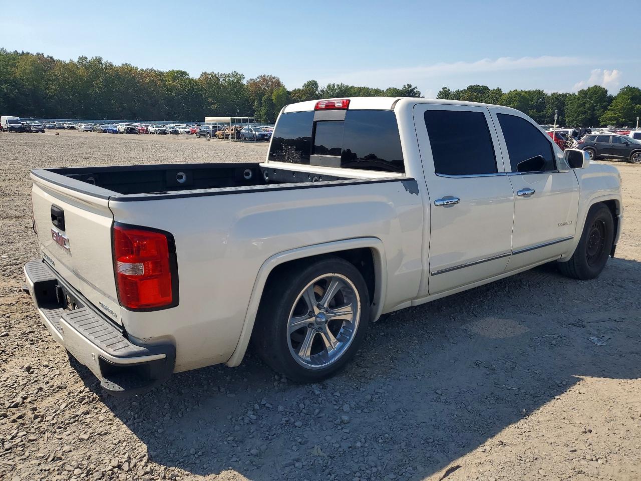 3GTU2WEC8EG411084 · 2014 GMC SIERRA · 3/12