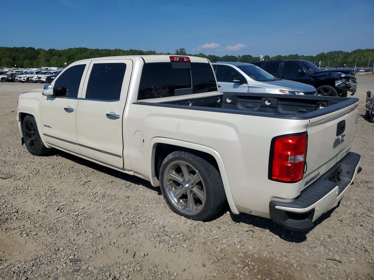 3GTU2WEC8EG411084 · 2014 GMC SIERRA · 2/12