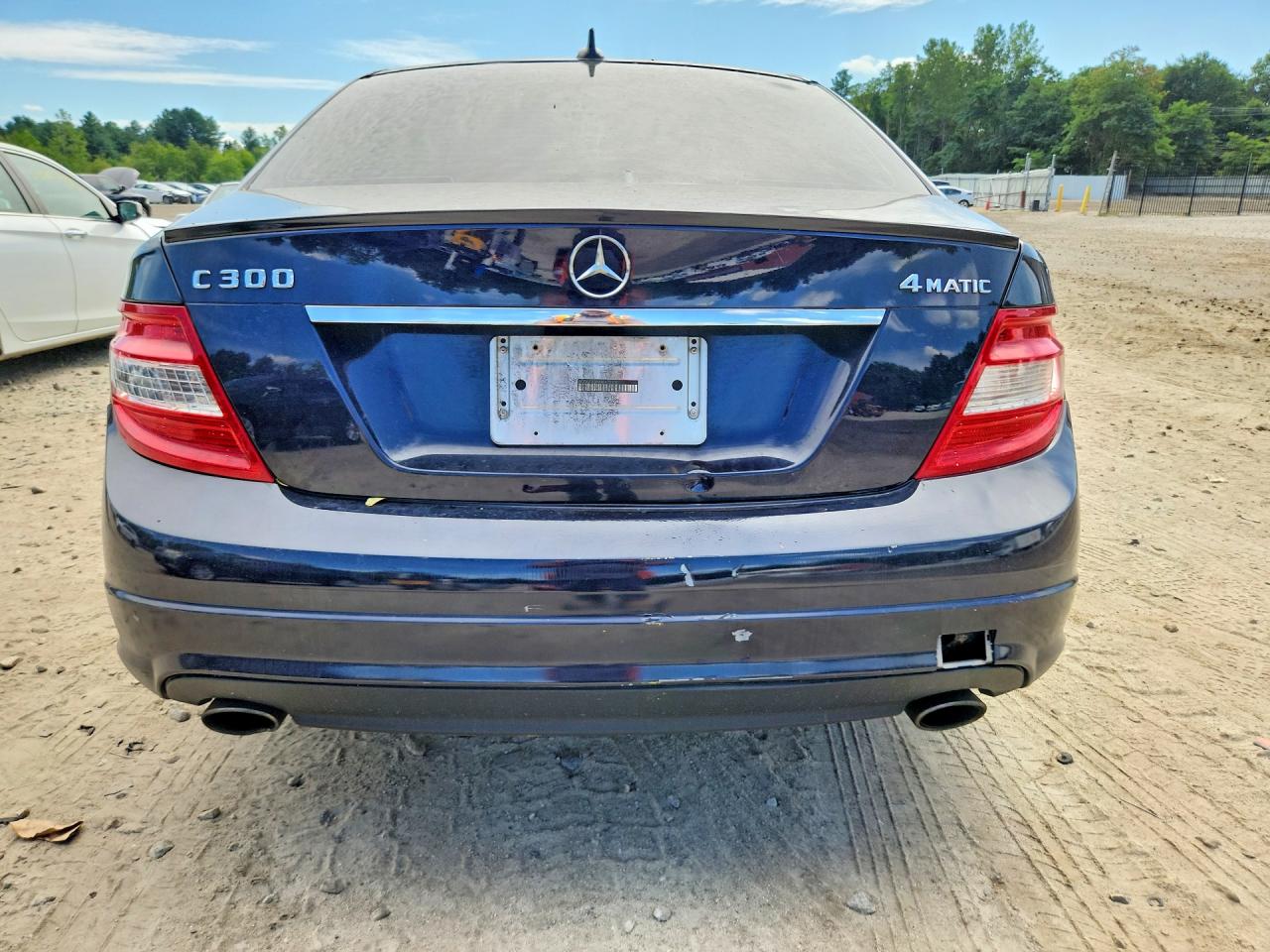 WDDGF8BB9AF475130 · 2010 MERCEDES-BENZ C · 6/12